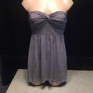 🎀 3 for 20 Bebe tube top